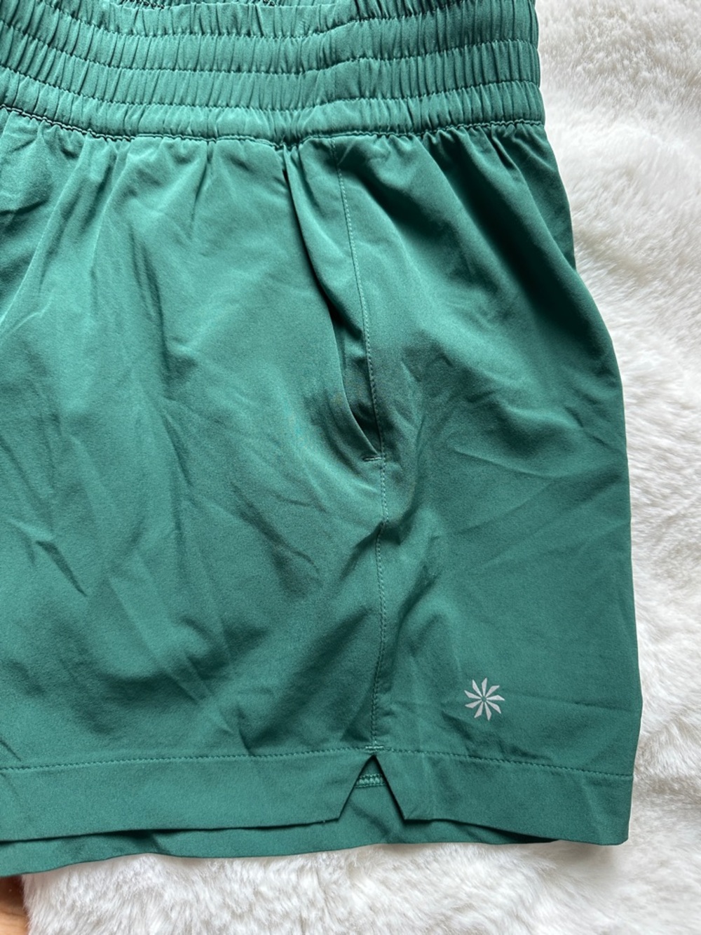 Athleta High Rise Weekender Run Short small - Picture 6 of 7